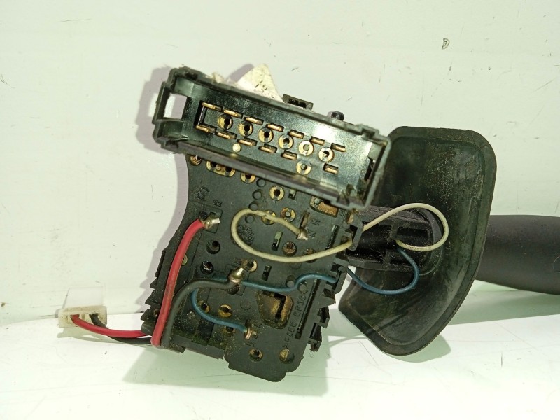 Recambio de mando intermitentes para renault kangoo (kc0/1_) 1.5 dci referencia OEM IAM 8200379531  