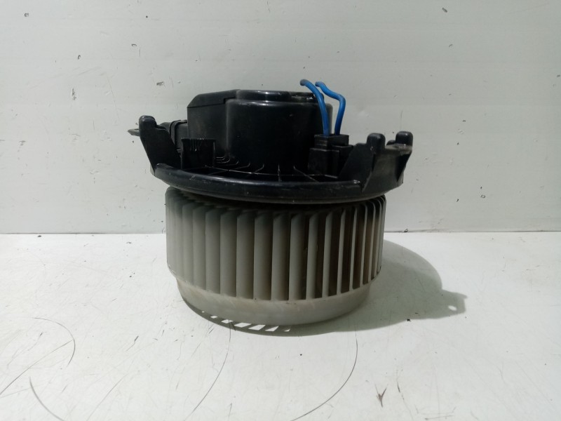 Recambio de motor calefaccion para toyota auris 1.4 turbodiesel cat referencia OEM IAM 8710302140  