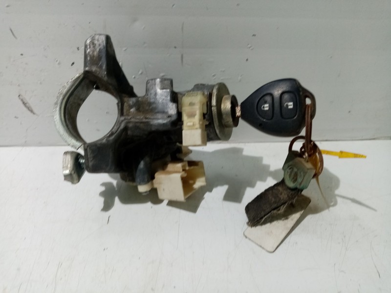Recambio de conmutador de arranque para toyota auris 1.4 turbodiesel cat referencia OEM IAM 450200204  