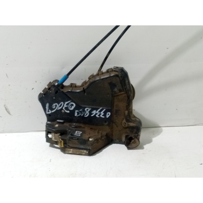 Recambio de cerradura puerta delantera izquierda para toyota auris 1.4 turbodiesel cat referencia OEM IAM 6904002210  