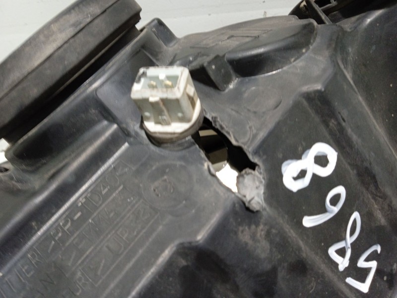 Recambio de faro izquierdo para renault kangoo (kc0/1_) 1.5 dci referencia OEM IAM 8200589032  