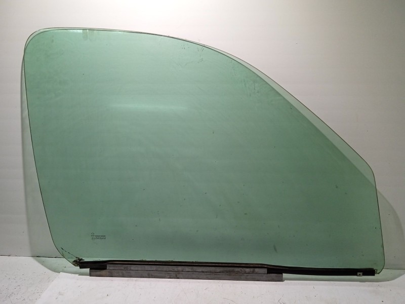 Recambio de luna delantera derecha para renault kangoo (kc0/1_) 1.5 dci referencia OEM IAM 7701475289  