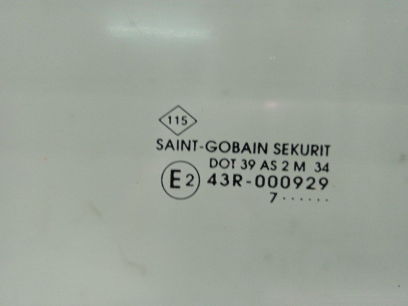 Recambio de luna delantera derecha para renault kangoo (kc0/1_) 1.5 dci referencia OEM IAM 7701475289  