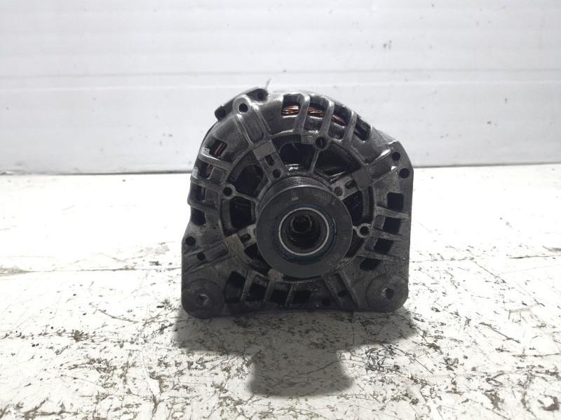 Recambio de alternador para nissan primastar autobús (x83) dci 100 referencia OEM IAM 2310000QAL CAL15103GS CAL15103AS