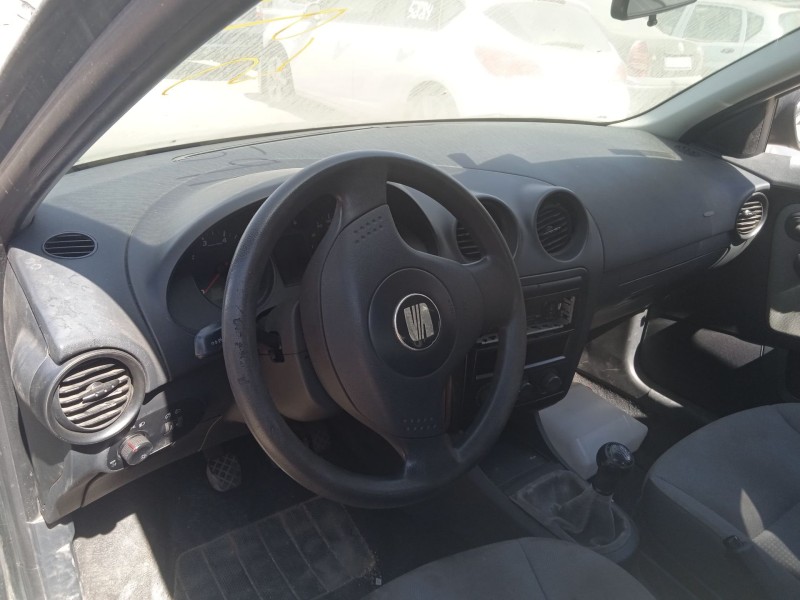 seat ibiza iii (6l1) del año 2003