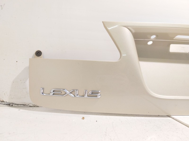 Recambio de moldura para lexus is ii (_e2_) 250 (gse20) referencia OEM IAM 7680153030 7680153040 76801-53030