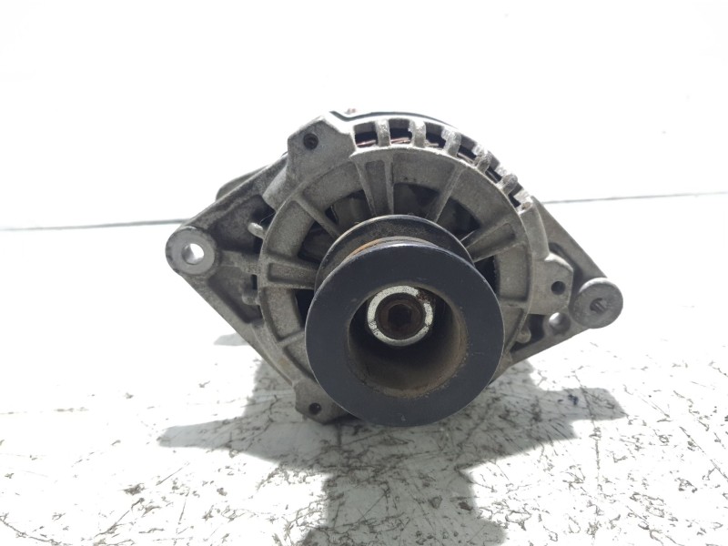 Recambio de alternador para daewoo nexia 1.5 (08, 68) referencia OEM IAM 13020  