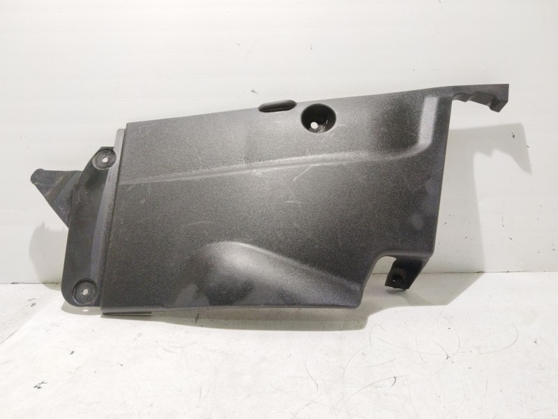 Recambio de moldura para lexus is ii (_e2_) 250 (gse20) referencia OEM IAM 5379553030 5379553030 53795-53030