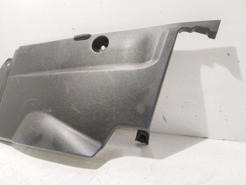 Recambio de moldura para lexus is ii (_e2_) 250 (gse20) referencia OEM IAM 5379553030 5379553030 53795-53030