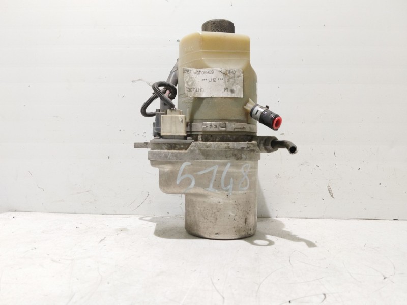 Recambio de bomba direccion para ford focus ii referencia OEM IAM 1743471  