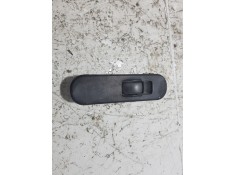 Recambio de mando elevalunas trasero derecho para mitsubishi l 200 (k6/7) 2.5 turbodiesel referencia OEM IAM MR228167  