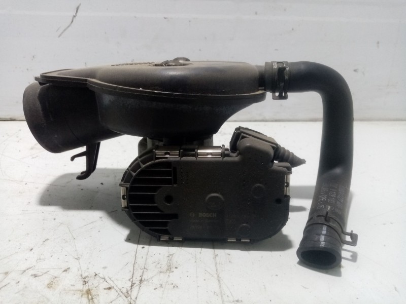 Recambio de caja mariposa para opel corsa c referencia OEM IAM 825243  