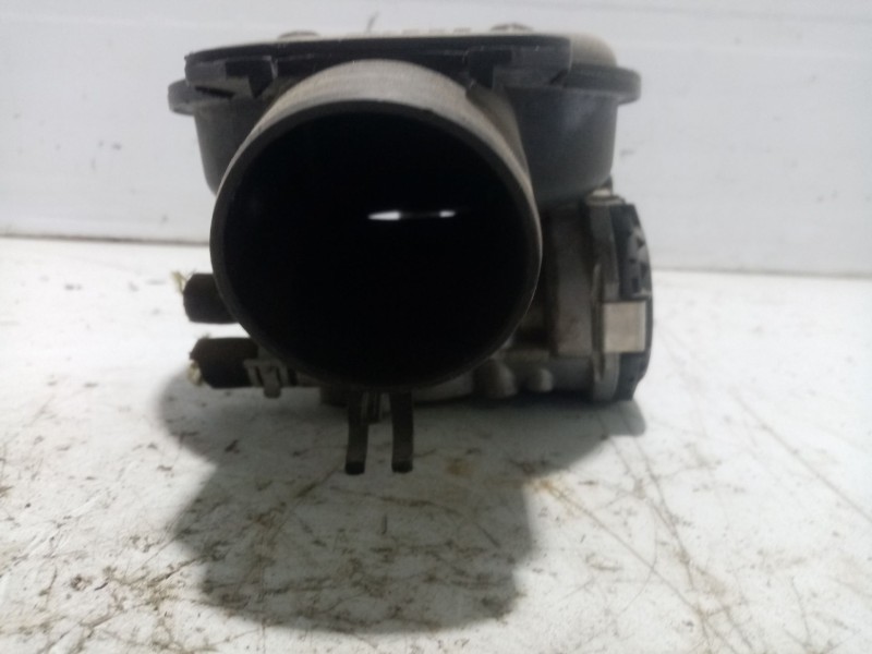 Recambio de caja mariposa para opel corsa c referencia OEM IAM 825243  