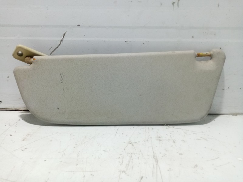 Recambio de parasol derecho para opel corsa c referencia OEM IAM 1437028  