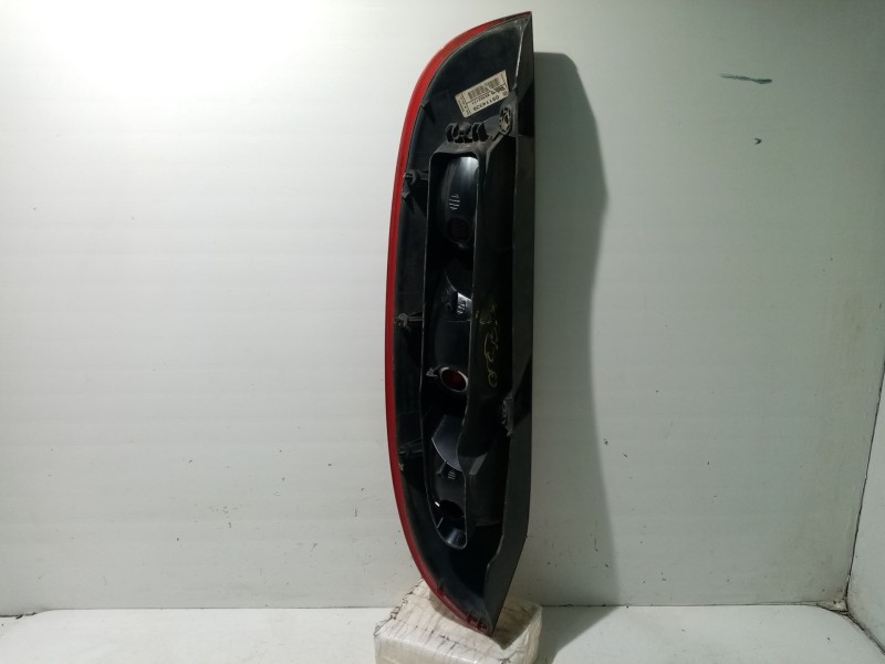 Recambio de piloto trasero derecho para opel corsa c referencia OEM IAM 1222057  