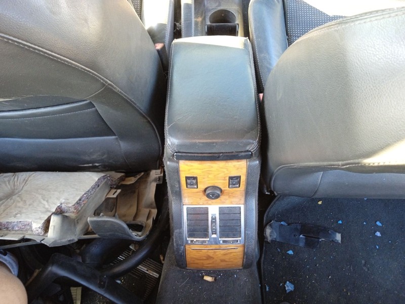 Recambio de apoyabrazos central para skoda superb i (3u4) 2.0 tdi referencia OEM IAM 3U0863319  