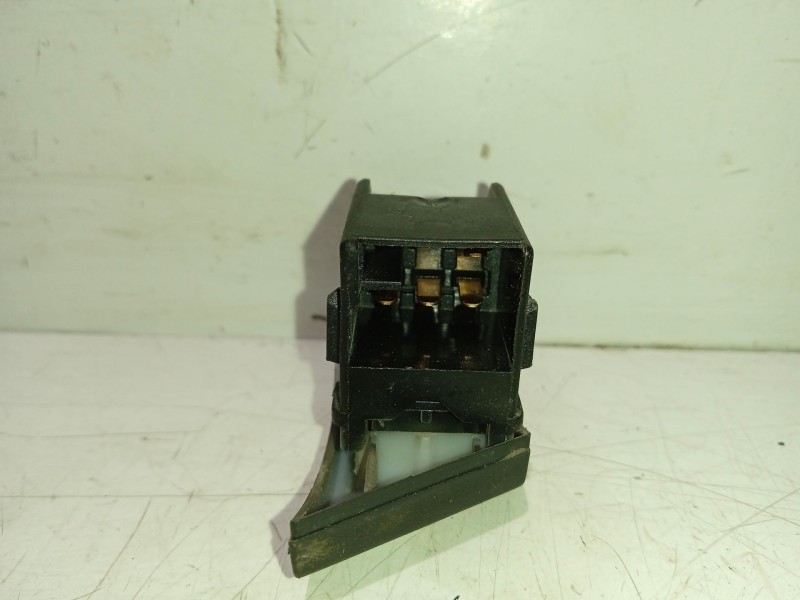 Recambio de mando elevalunas trasero derecho para skoda superb i (3u4) 2.0 tdi referencia OEM IAM 3U0959856  