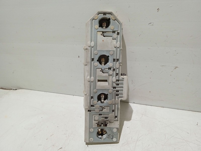 Recambio de portalamparas para skoda superb i (3u4) 2.0 tdi referencia OEM IAM 3U5945257  