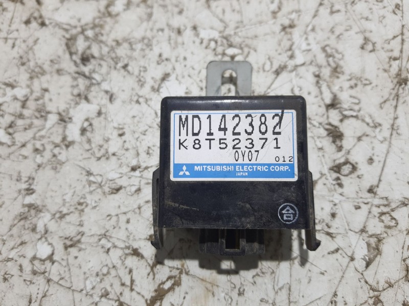 Recambio de modulo electronico para mitsubishi l 200 (k6/7) 2.5 turbodiesel referencia OEM IAM MD142382  