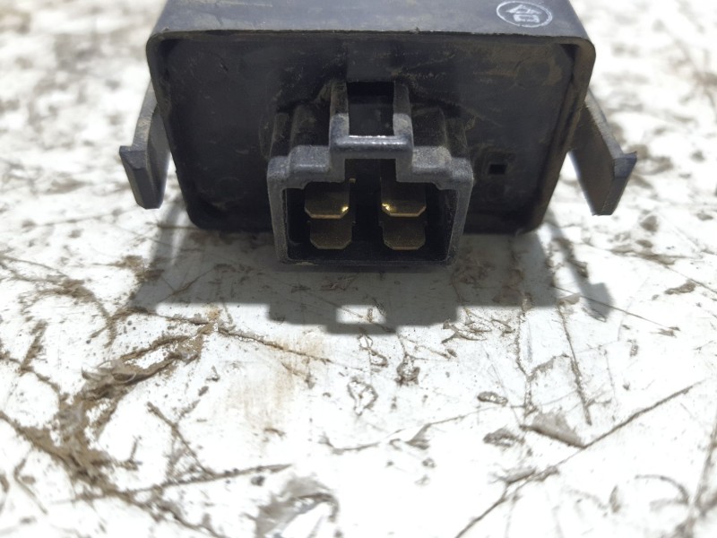 Recambio de modulo electronico para mitsubishi l 200 (k6/7) 2.5 turbodiesel referencia OEM IAM MD142382  