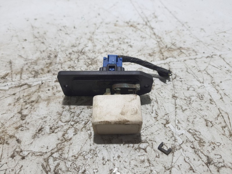 Recambio de resistencia calefaccion para mitsubishi l 200 (k6/7) 2.5 turbodiesel referencia OEM IAM 1C852  