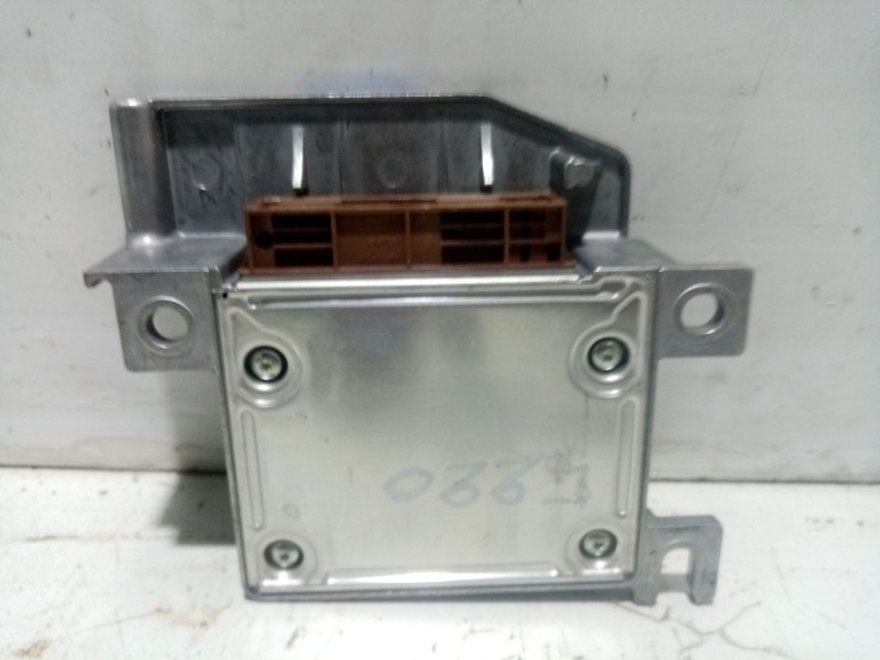 Recambio de centralita airbag para opel corsa c referencia OEM IAM 24439954  