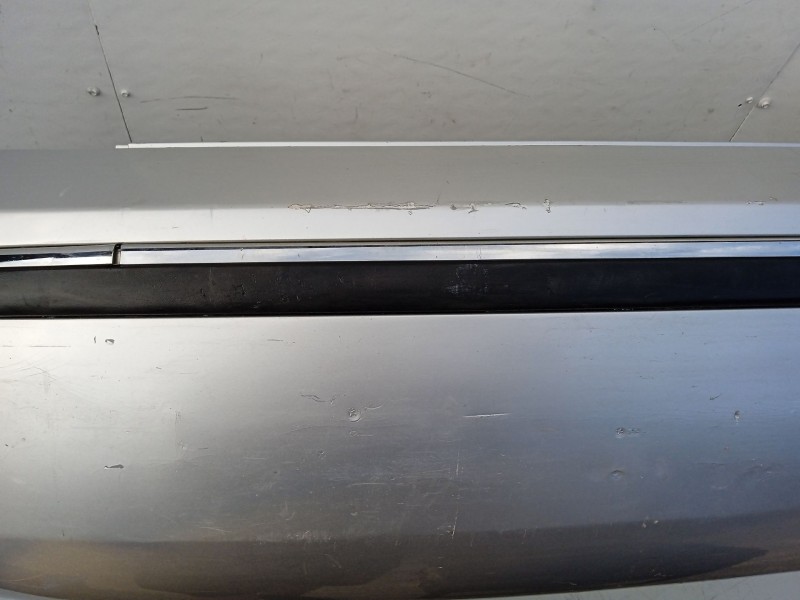 Recambio de paragolpes delantero para skoda superb i (3u4) 2.0 tdi referencia OEM IAM 3U0807217 3U0807217A 