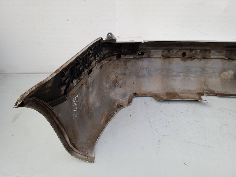 Recambio de paragolpes delantero para skoda superb i (3u4) 2.0 tdi referencia OEM IAM 3U0807217 3U0807217A 