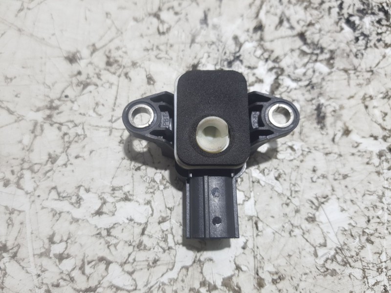 Recambio de sensor para audi a3 (8p1) 2.0 tdi 16v referencia OEM IAM 8P0955557  