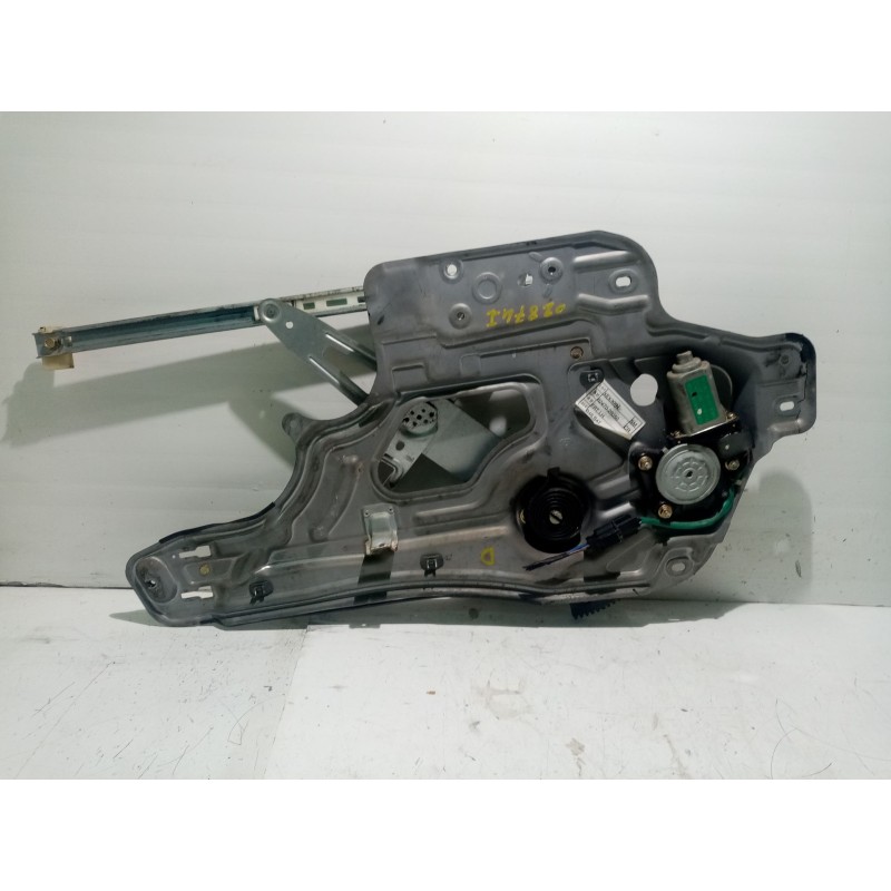 Recambio de elevalunas delantero izquierdo para hyundai santa fe (sm) referencia OEM IAM 8240526000  