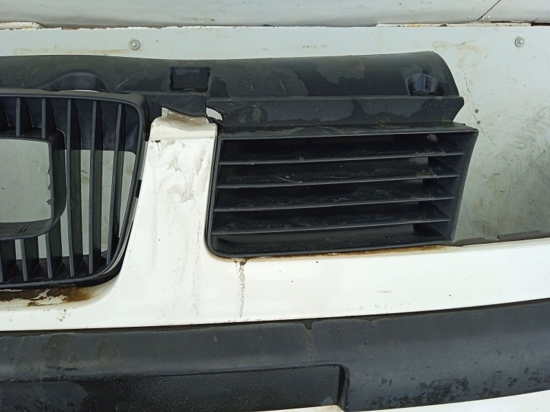 Recambio de paragolpes delantero para seat cordoba vario (6k5) 1.9 sdi referencia OEM IAM 6K0807221M  