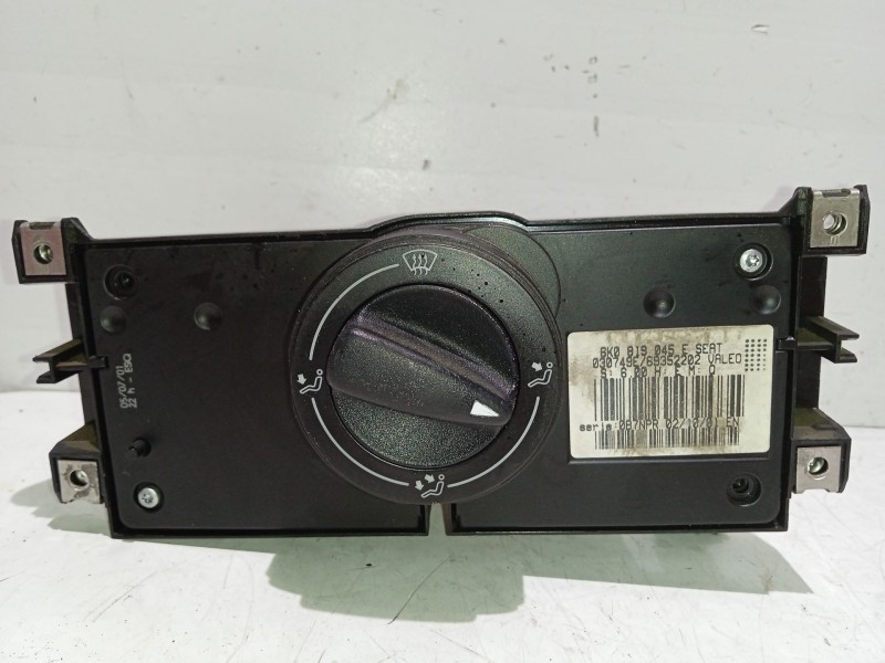Recambio de mando climatizador para seat cordoba vario (6k5) 1.9 sdi referencia OEM IAM 6K0819045E  