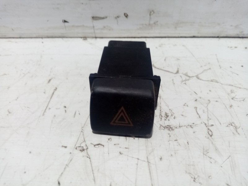 Recambio de warning para hyundai santa fe (sm) referencia OEM IAM 9379026500  