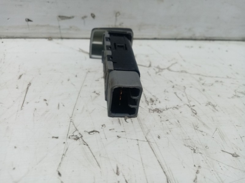 Recambio de interruptor para hyundai santa fe (sm) referencia OEM IAM 9371026500  