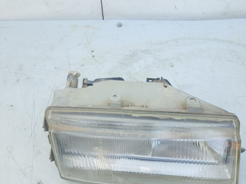 Recambio de faro derecho para seat toledo toledo 1.8 cl referencia OEM IAM 7R01473  961574