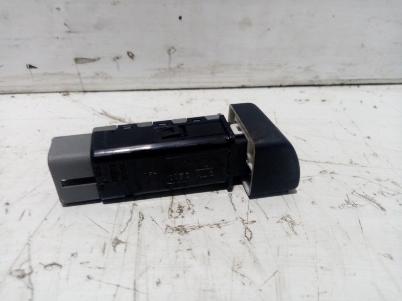 Recambio de interruptor para hyundai santa fe (sm) referencia OEM IAM 9373026500  