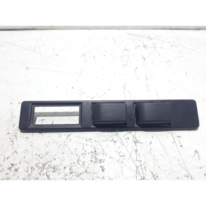 Recambio de moldura para seat toledo toledo 1.8 cl referencia OEM IAM 1L0857061  