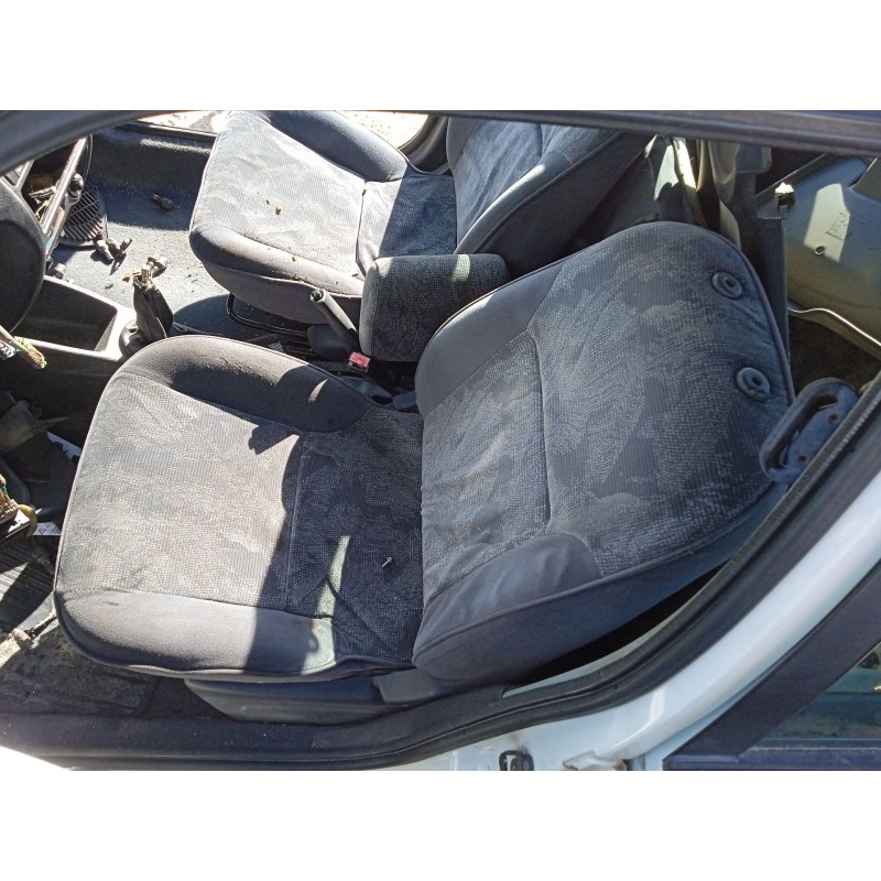 Recambio de asiento delantero izquierdo para citroën saxo (s0, s1) 1.1 x, sx referencia OEM IAM 8963WX 8990CY 8904EC