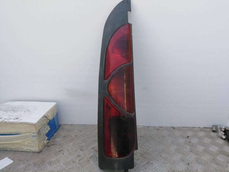 Recambio de piloto trasero izquierdo para renault kangoo (f/kc0) 1.9 diesel   |   0.97 - ... | 1997 | 54 cv / 40 kw referencia O