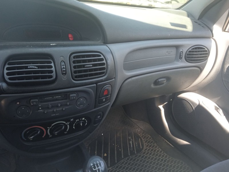 renault megane i (ba0/1_) del año 2001