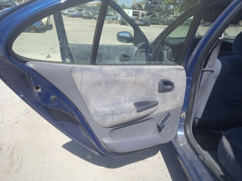 renault megane i (ba0/1_) del año 2001