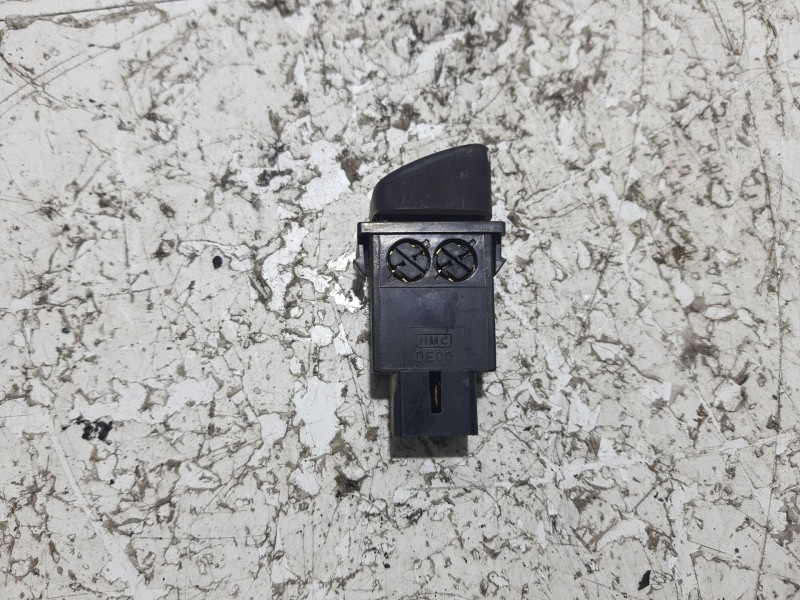 Recambio de interruptor para hyundai h 1 2.5 diesel referencia OEM IAM 937404A000  