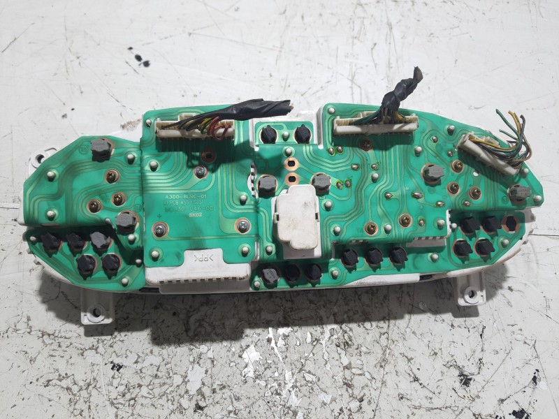 Recambio de cuadro instrumentos para hyundai h 1 2.5 diesel referencia OEM IAM 940014A200  