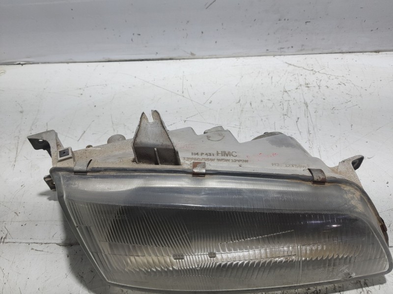 Recambio de faro derecho para hyundai h 1 2.5 diesel referencia OEM IAM 921044A510  