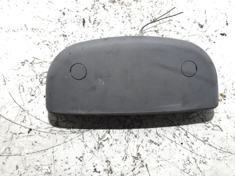 Recambio de luz central de freno para hyundai h 1 2.5 diesel referencia OEM IAM 927504A0  