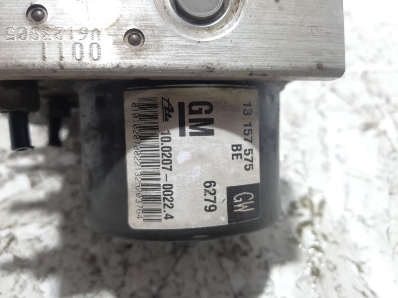 Recambio de abs para opel astra h berlina referencia OEM IAM 13157575  