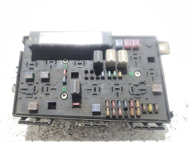 Recambio de caja reles / fusibles para opel astra h berlina referencia OEM IAM 13206754HB  5DK00866838