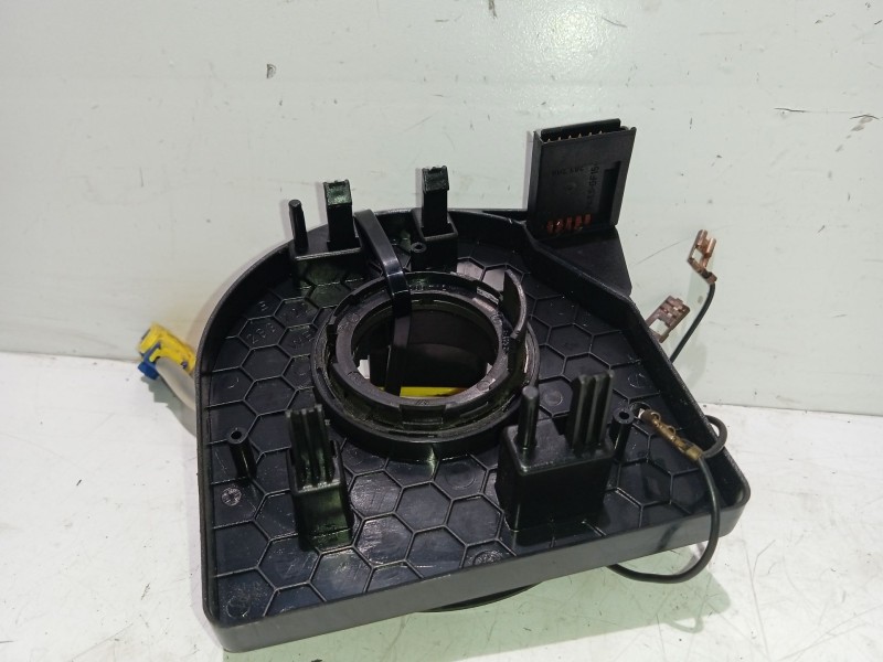 Recambio de anillo airbag para seat ibiza iii (6l1) 1.4 16v referencia OEM IAM 22067671  