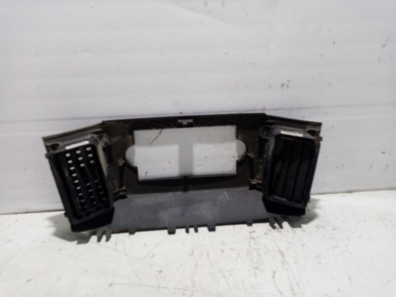 Recambio de moldura para jeep gr. cherokee (wh) 3.0 crd laredo referencia OEM IAM 1EC941DHAB  