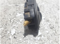 Recambio de maneta interior trasera izquierda para nissan terrano/terrano.ii (r20) 2.7 turbodiesel referencia OEM IAM 826070F600 2